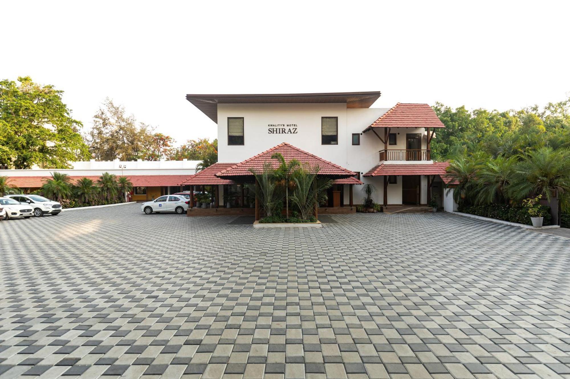 Kwality'S Motel Shiraz Bhopal Extérieur photo